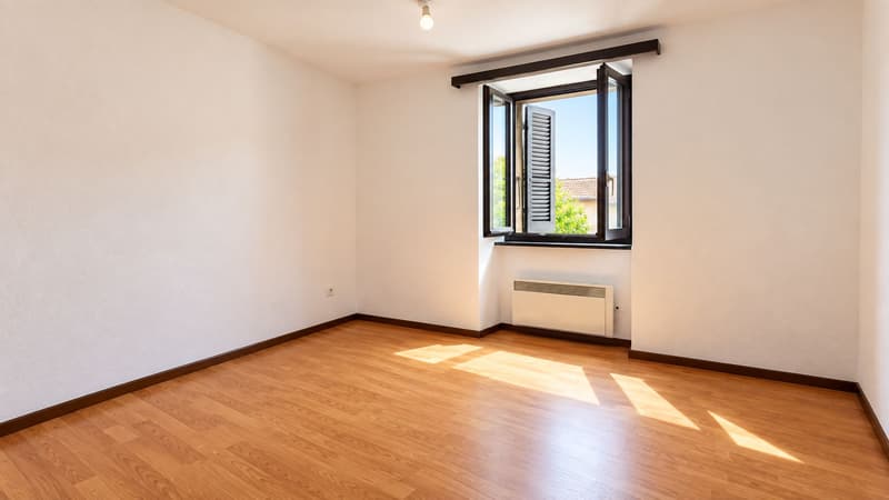 NOVAGGIO – 3.5-Zimmer-Wohnung mit Balkon im Herzen des Dorfkerns (6)