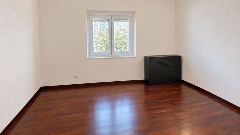 Spazio, design e comfort: duplex di oltre 160 m² a Chiasso (11)