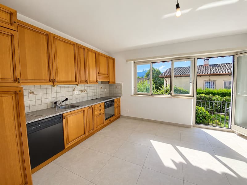 Helle 3.5-Zimmer-Wohnung in ruhiger Lage (3)