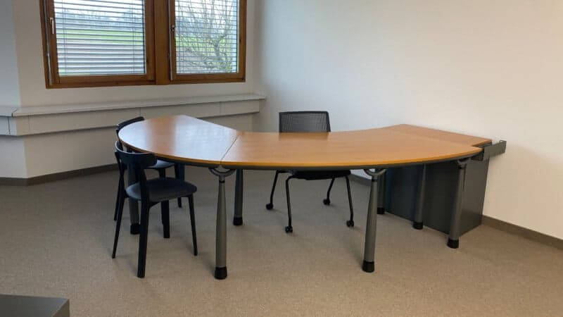 Möblierte Büroräume im modernen Businesscenter in Obfelden (5)