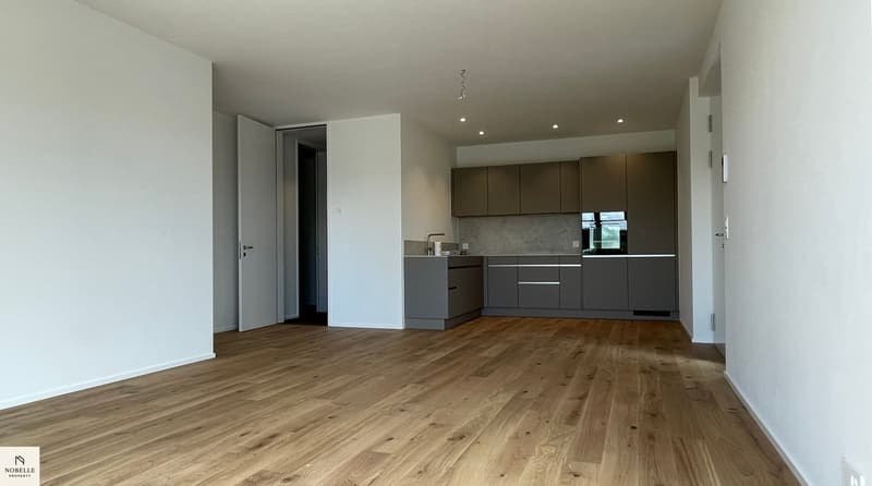 Sonnig, modern und hochwertig – 2.5 Zimmer Wohnung mit unverbaubarer Aussicht (5)