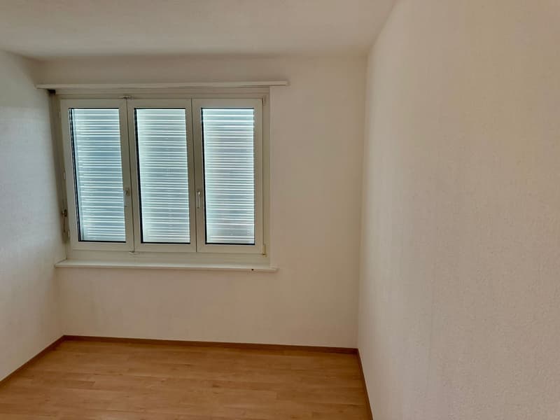 Helle 3.5-Zimmer-Wohnung mit Balkon in ruhiger Lage – Steckborn (6)