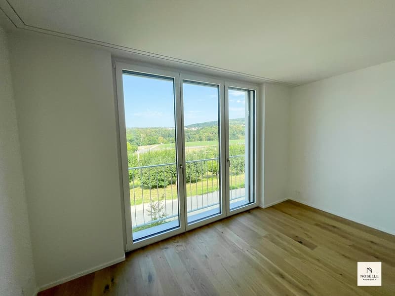 TOP: Wohnen mit Weitblick | Moderne 2.5 Zimmer Neubauwohnung mit Sitzplatz (17)