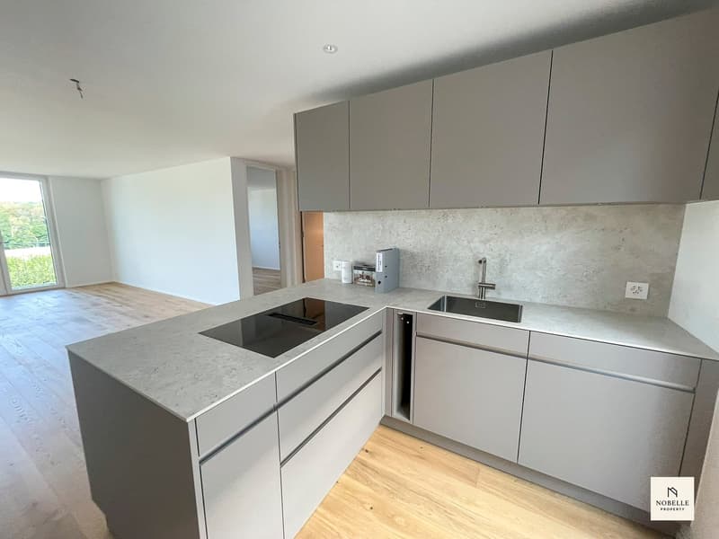 TOP: Wohnen mit Weitblick | Moderne 2.5 Zimmer Neubauwohnung mit Sitzplatz (6)