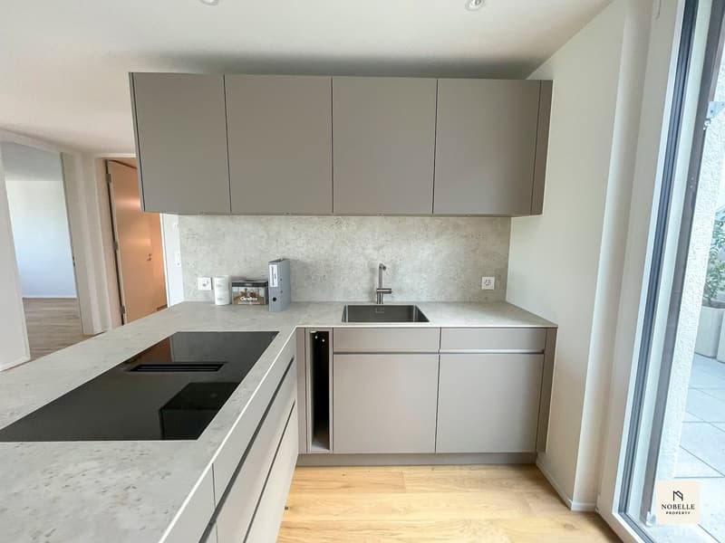 TOP: Wohnen mit Weitblick | Moderne 2.5 Zimmer Neubauwohnung mit Sitzplatz (8)