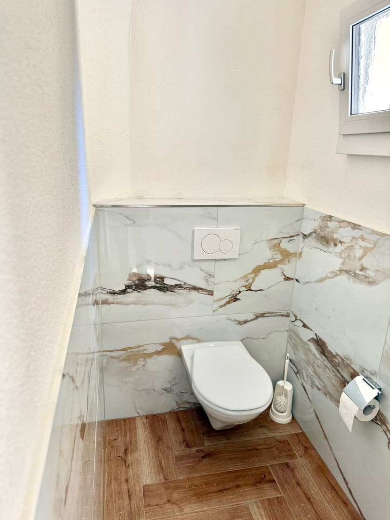NEW: Charmante 2.5-Zimmer-Wohnung im Herzen von Frauenfeld (4)