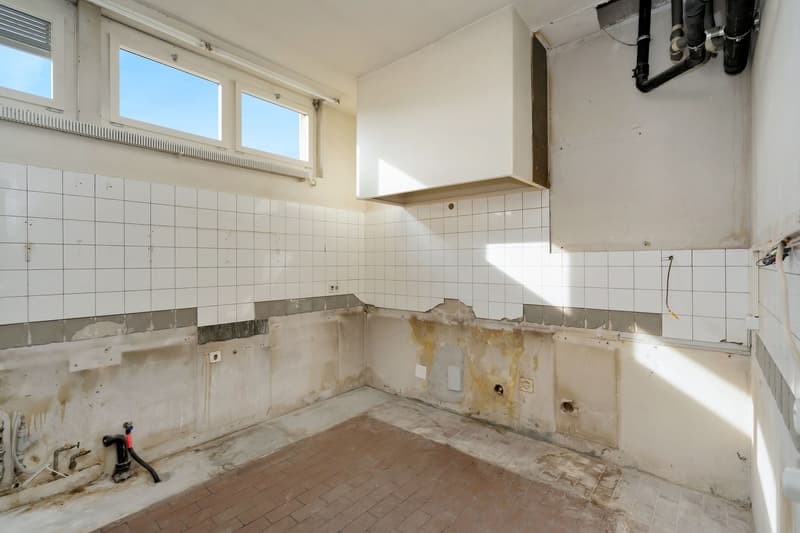 Centrally located commercial property with terrace in Steffisburg for sale (7)