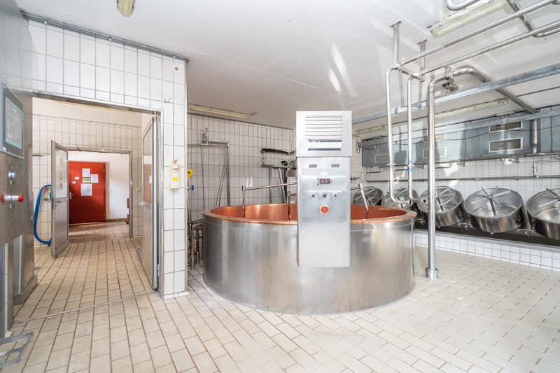 Wohn- und Gewerbeliegenschaft mit Käsereibetrieb in Riggisberg (7)