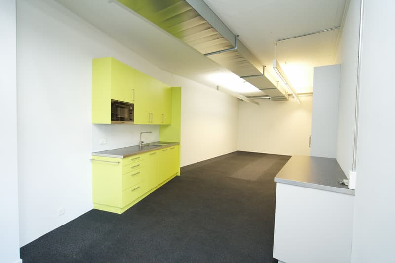 436 m2 Büro- und Dienstleistungsfläche in Köniz - modern und flexibel (4)