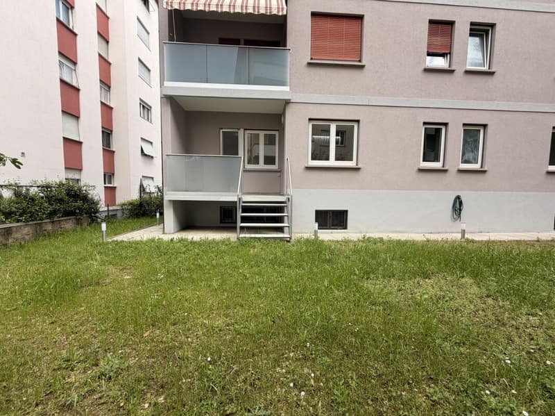 MASSAGNO . 3.5-ROOM APARTMENT . FINELY RENOVATED . PRIVATE GARDEN (10)
