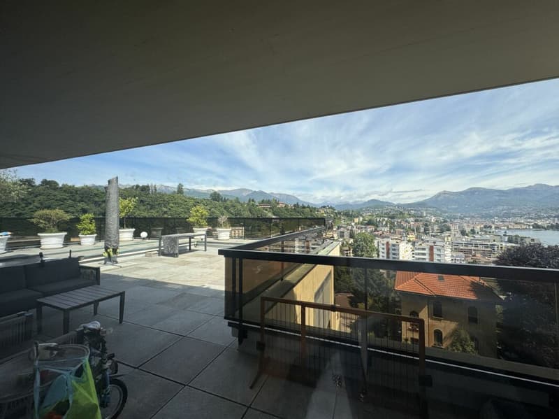 PARADISO | 6 LOCALI CON TERRAZZA DI 109 M2 VISTA PANORAMICA SU LAGO E GOLFO DI LUGANO (7)