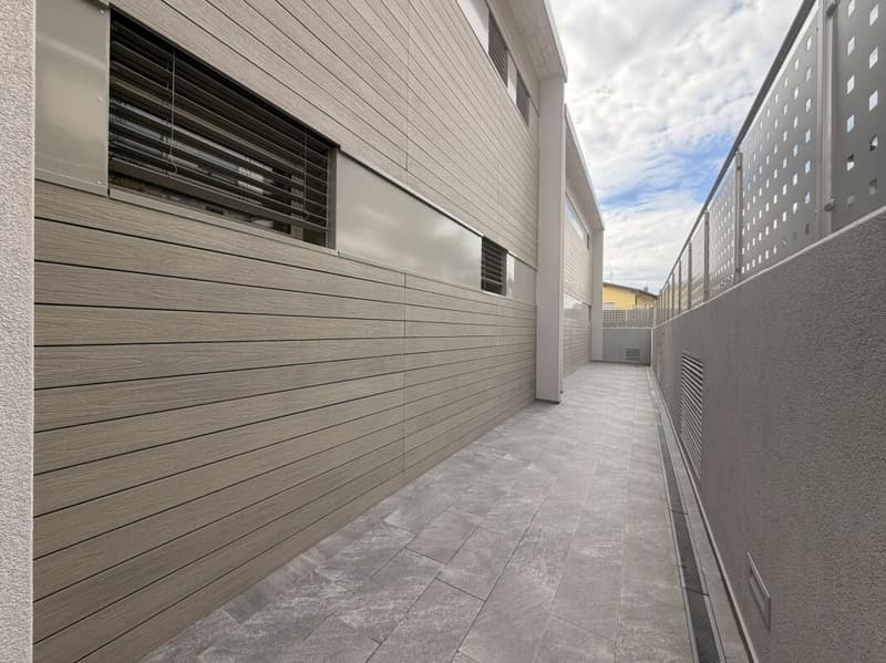 AGNO · AMPIO E MODERNO BILOCALE CON TERRAZZA PANORAMICA (12)
