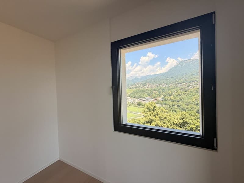 CANOBBIO - FULLY RENOVATED 4.5-ROOM PENTHOUSE WITH LAKE VIEW, TECHNOLOGY AND COMFORT (4)