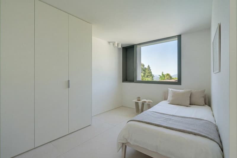 VILLA LUGANESE-VILLA MINERGIE CON PISCINA RISCALDATA E GIARDINO PRIVATO (13)