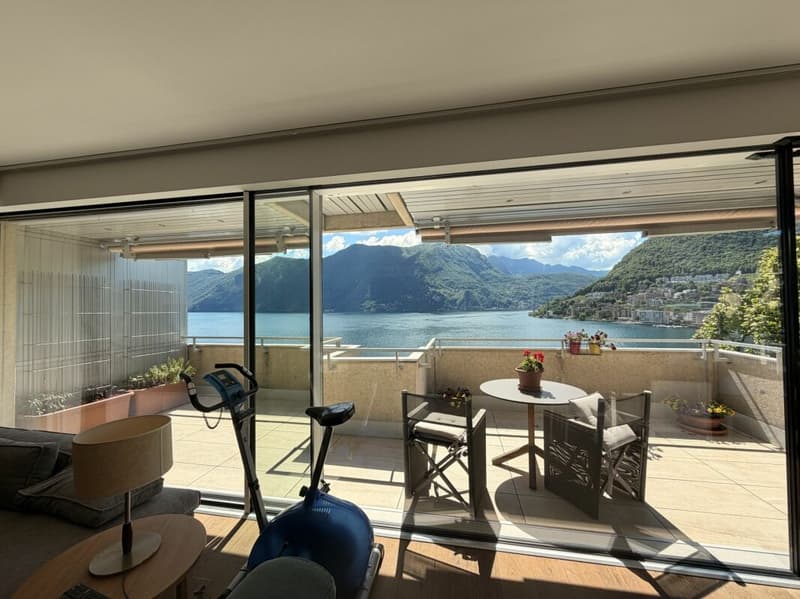 LUGANO - SUPER ATTICO DI RAPPRESENTANZA CON VISTA LAGO - PISCINA CONDOMINIALE NEL RESIDENCE CENTRAL PARK (11)