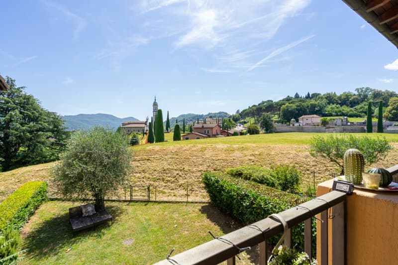 COLLINA D'ORO - HOUSE WITH GARDEN IN ONE OF THE MOST SOUGHT-AFTER AREAS OF LUGANO (7)