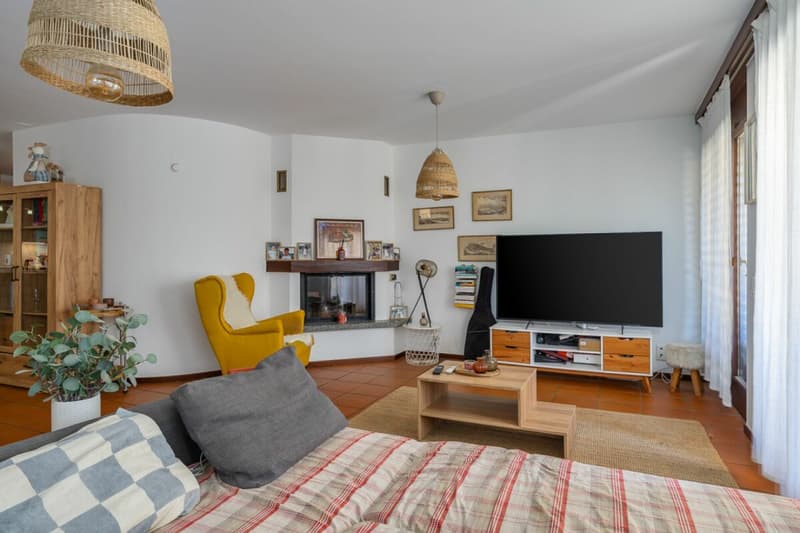 COLLINA D'ORO - HOUSE WITH GARDEN IN ONE OF THE MOST SOUGHT-AFTER AREAS OF LUGANO (3)