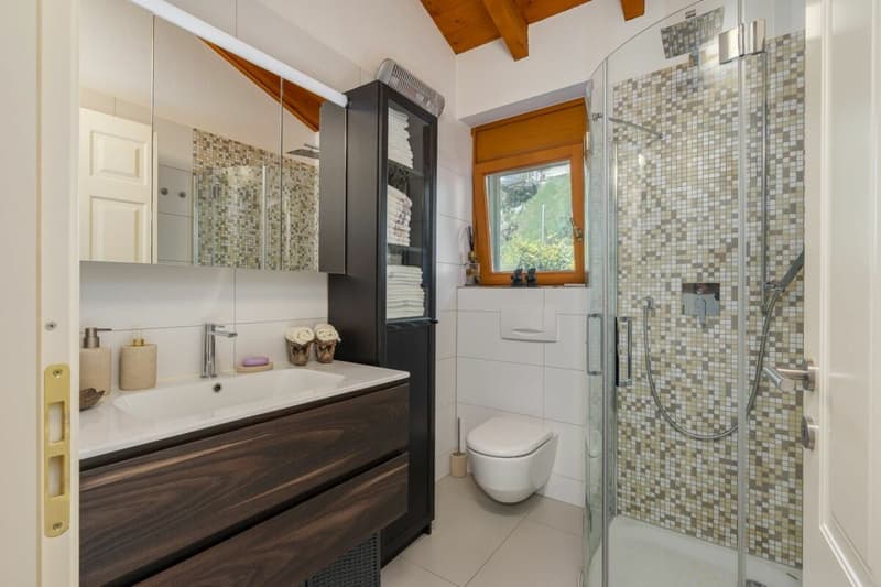 RUVIGLIANA - ATTICO 4.5 LOCALI VISTA LAGO E GIARDINO PRIVATO (12)