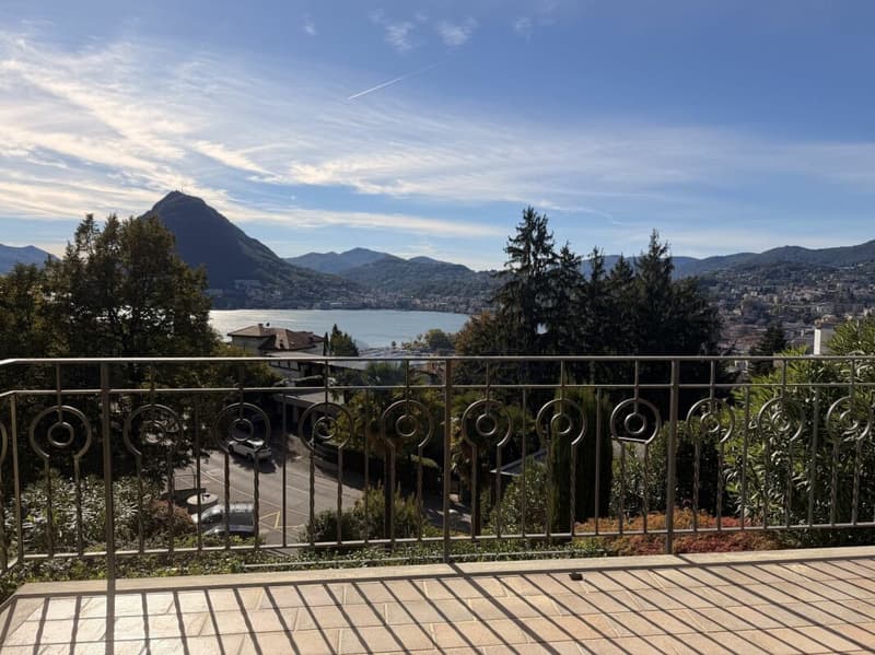 CaSe Immobiliare | 130 M² | 3 CAMERE DA LETTO | AMPIA TERRAZZA VISTA LAGO | GIARDINO | 2 POSTI AUTO (16)