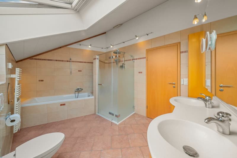Superbe villa individuelle avec un vaste terrain (11)