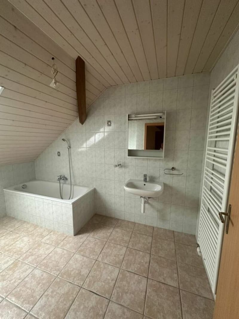 Duplex lumineux de 126 m² avec jardin commun dans un cadre verdoyant à Vuissens (5)