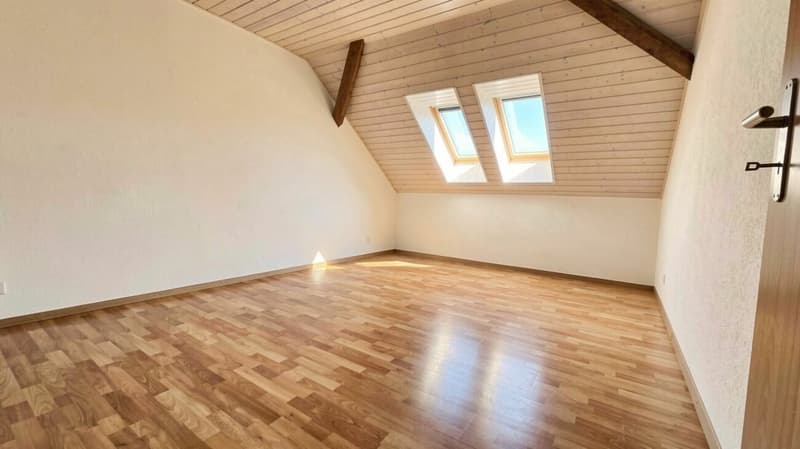 Duplex lumineux de 126 m² avec jardin commun dans un cadre verdoyant à Vuissens (5)