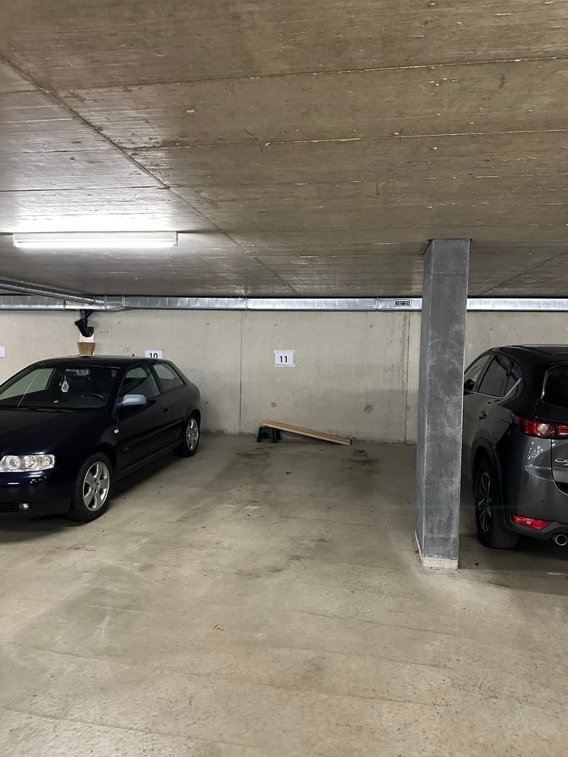 Posto auto in affitto a Berg TG / NR: 11 (2)