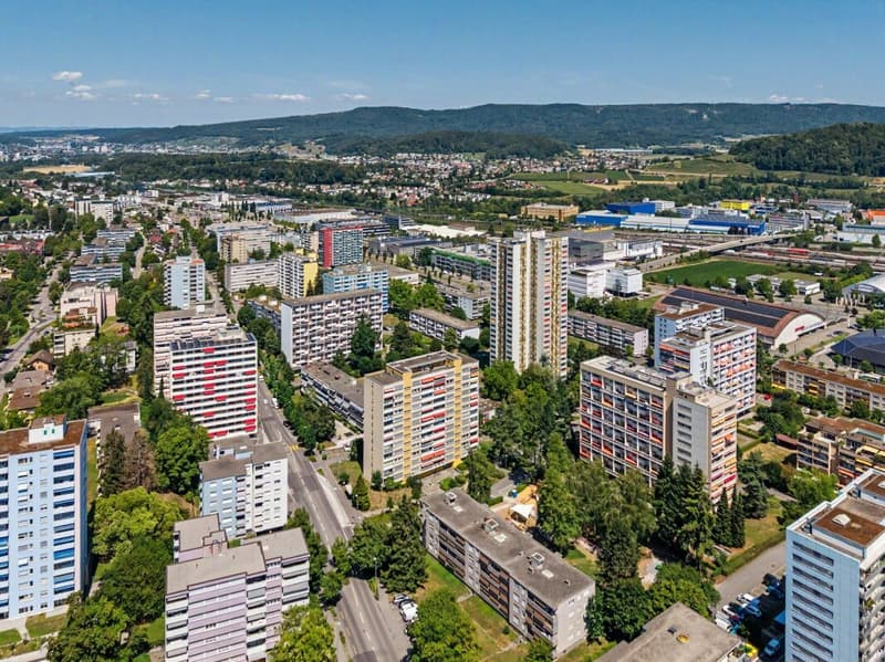 Komplett modern saniert - zentral wohnen und das Leben geniessen! (14)