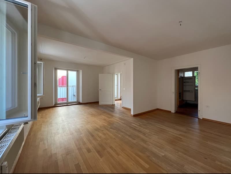 Haus-im-Haus-Feeling: Grosszügige 4-Zimmer-Maisonette-Wohnung in Binningen (5)