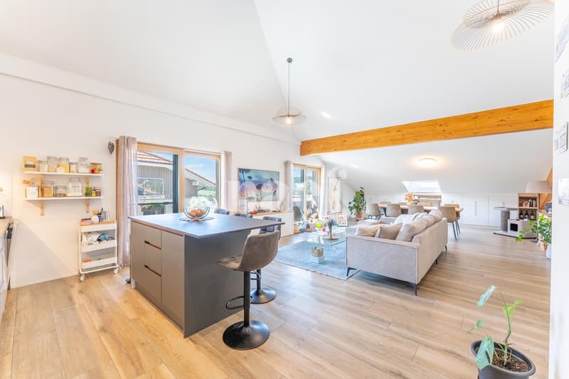 Spacieux appartement de 4.5 pièces en attique avec balcon à vendre à Prez-vers-Siviriez (4)