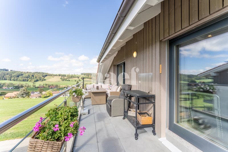 Spacieux appartement de 4.5 pièces en attique avec balcon à vendre à Prez-vers-Siviriez (11)
