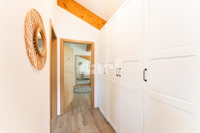 Spacieux appartement de 4.5 pièces en attique avec balcon à vendre à Prez-vers-Siviriez (9)