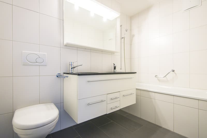 Badezimmer mit Badewanne