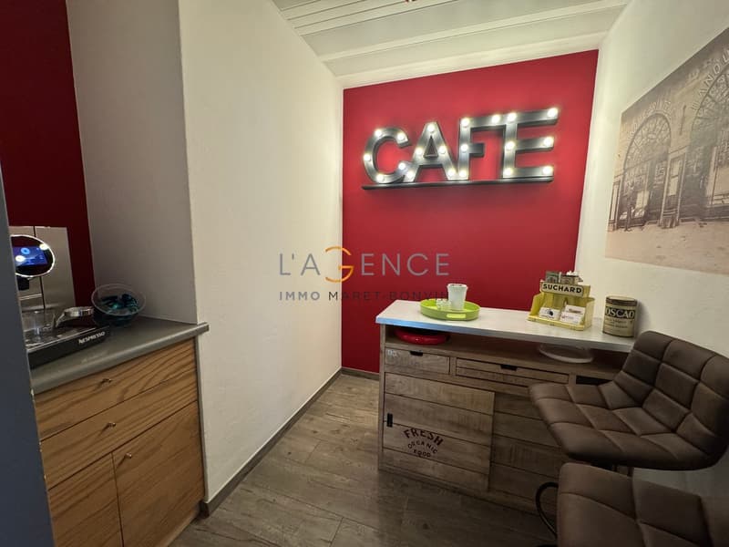 Pour investisseur - Espace commercial polyvalent et climatisé ! (6)