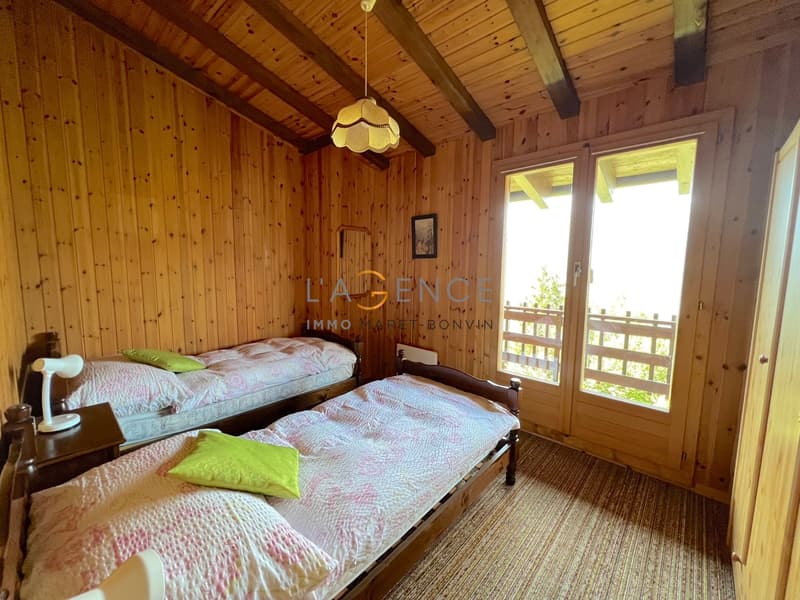 CHALET TRADITIONNEL AVEC VUE IMPRENABLE (4)