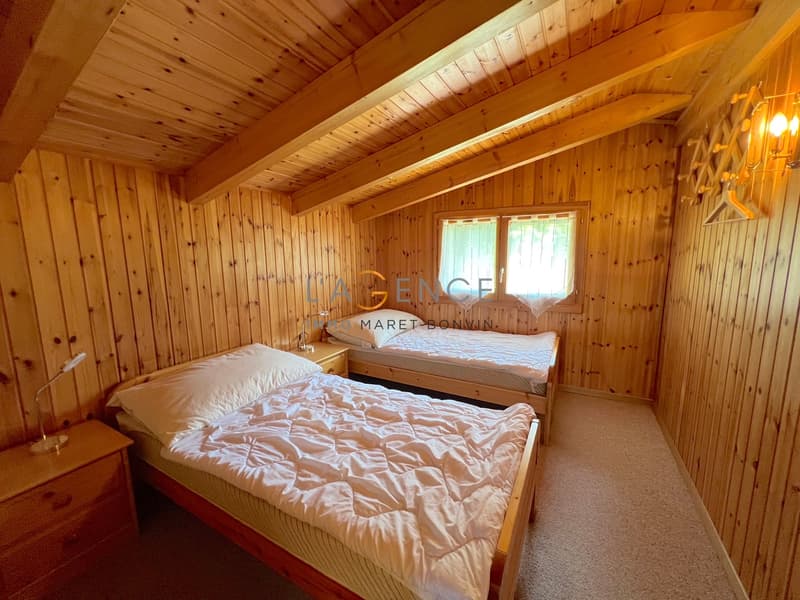 CHALET TRADITIONNEL AVEC VUE IMPRENABLE (6)