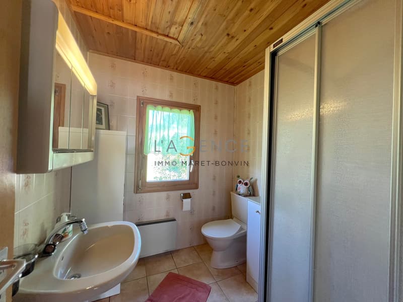 CHALET TRADITIONNEL AVEC VUE IMPRENABLE (7)