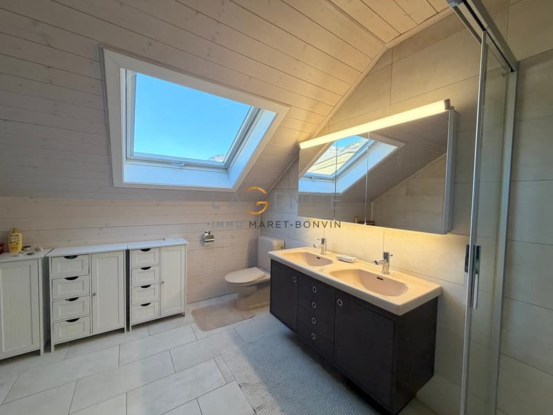 VILLA DE STANDING AVEC PISCINE (11)