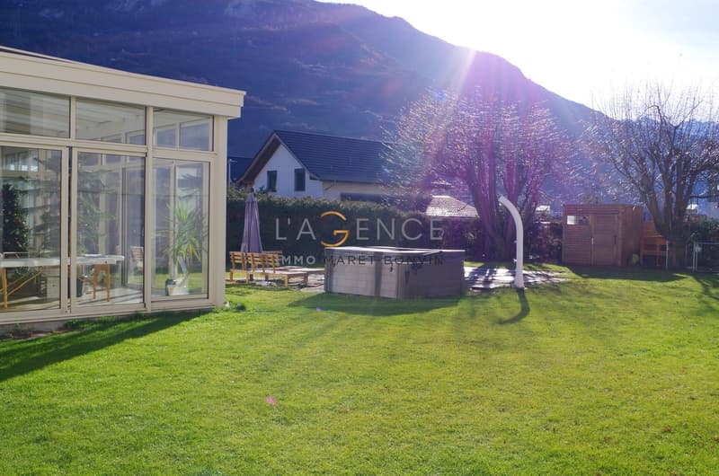 VILLA DE STANDING AVEC PISCINE (3)