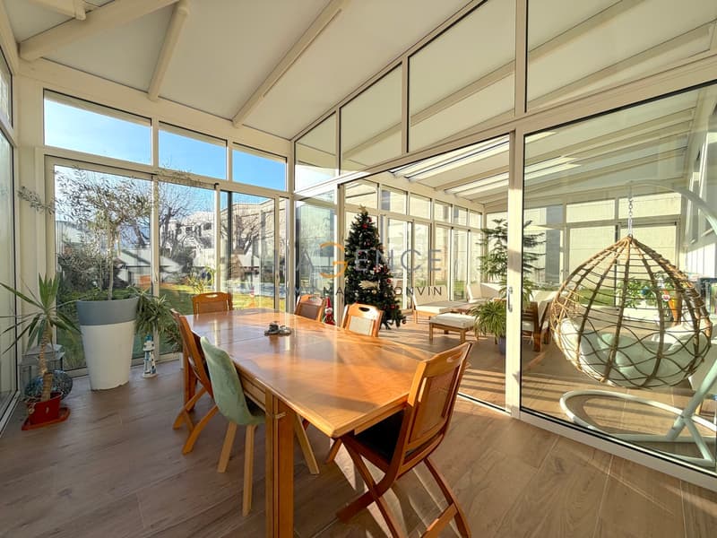 VILLA DE STANDING AVEC PISCINE (13)