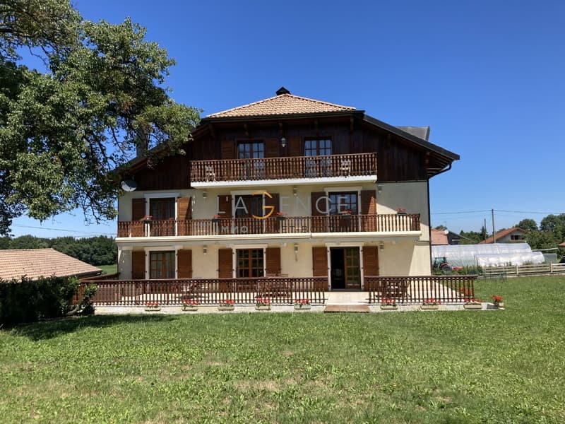St Paul en Chablais ferme de 576m² sur parcelle de 8000m². (1)