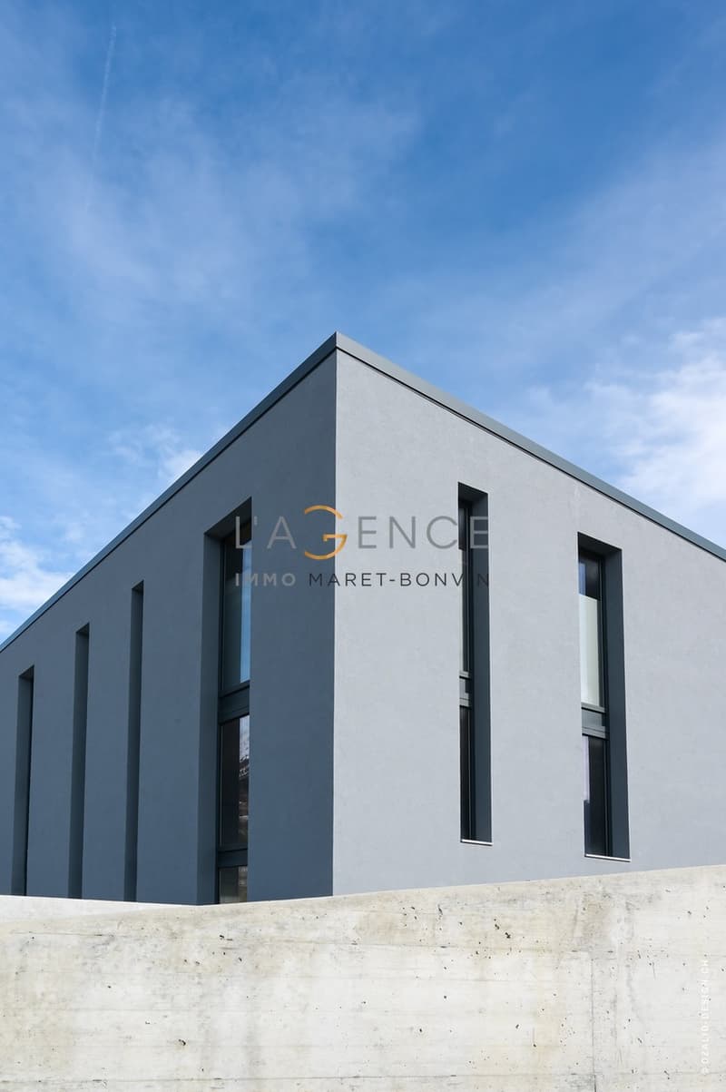 Halle industrielle moderne à louer - 142 m², zone Redin, Savièse (2)