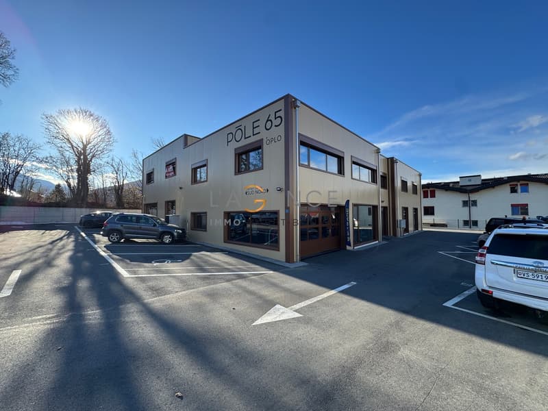 Local commercial de 50 m² idéalement situé à Savièse (2)