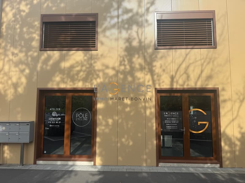 Local commercial de 50 m² idéalement situé à Savièse (6)