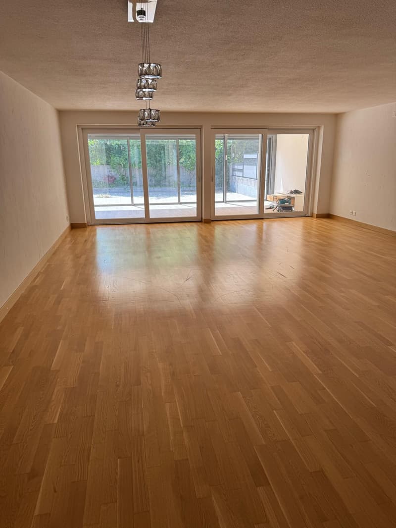 Charmantes 6.5-Zimmer-Reihenhaus an der Bahnhofstrasse in Dottikon (7)