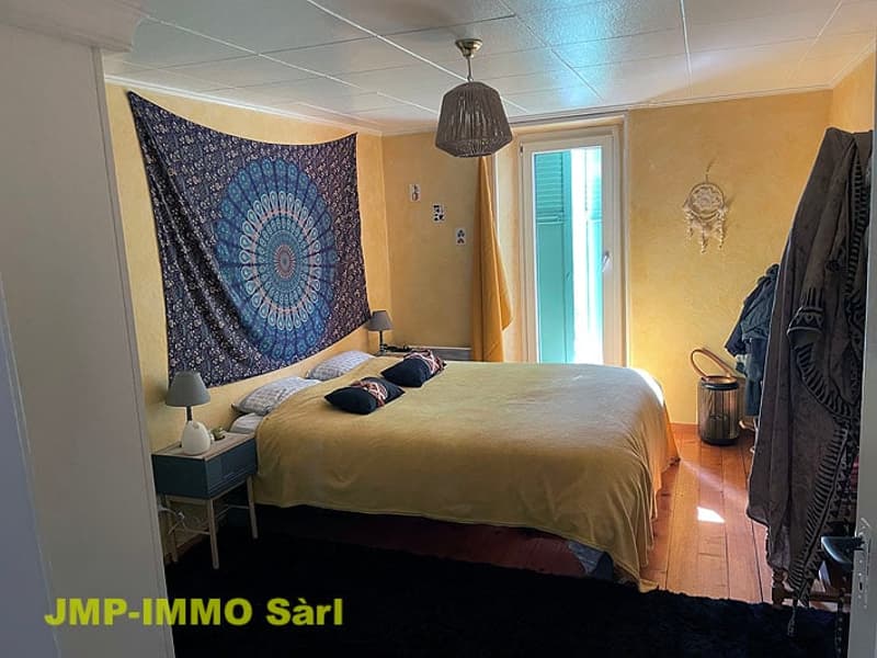 À Saisir au coeur du village de Miège (13)