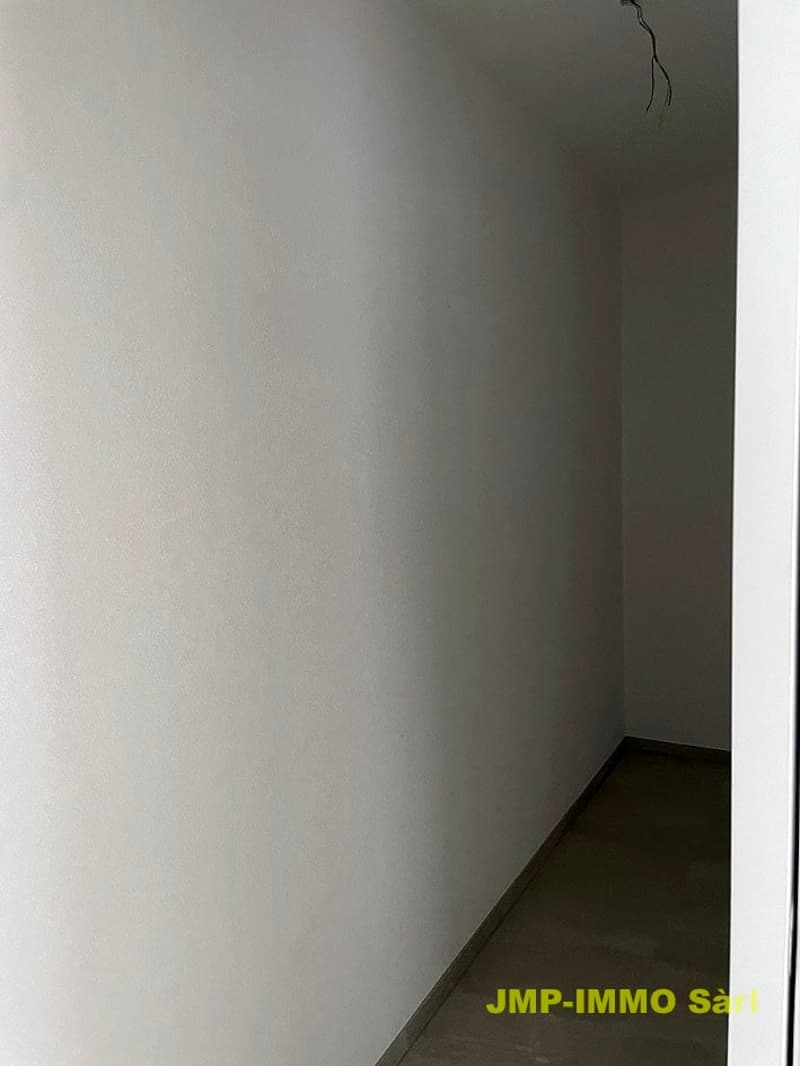 Très bel appartement en attique dans petite PPE (11)