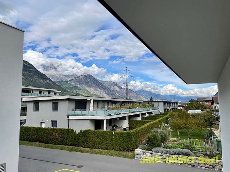 Très bel appartement en attique dans petite PPE (23)