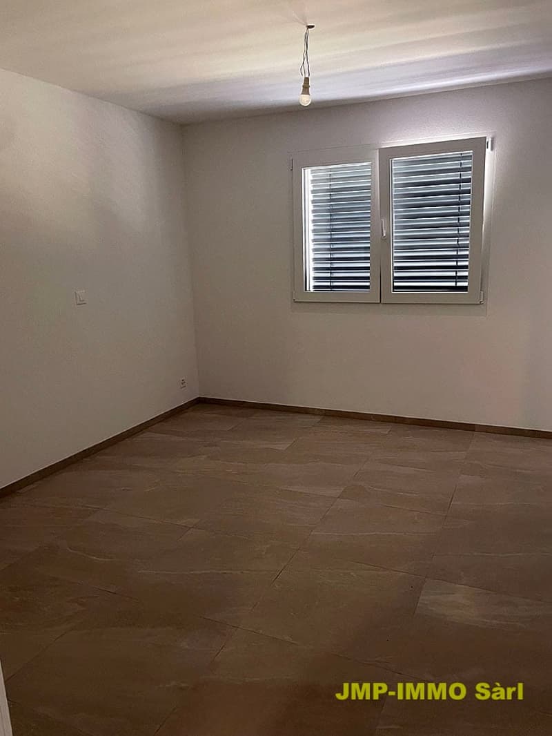 Très bel appartement en attique dans petite PPE (16)