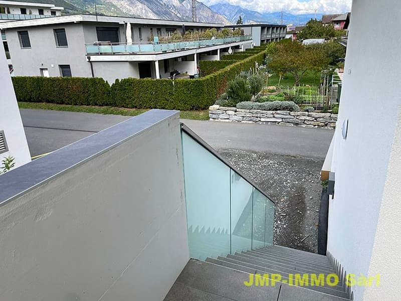 Très bel appartement en attique dans petite PPE (22)